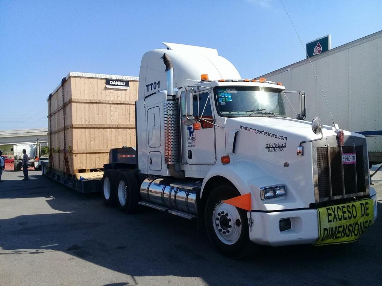 Unidad Lowboy para carga sobredimensionada
